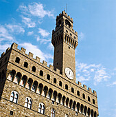 Palazzo Vecchio in Piazza della Signoria (1299-1314), Florence. Tuscany, Italy