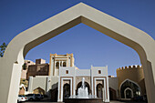 OMAN-Muscat-Al Jissah: Shangri-La Barr Al-Jissah Resort / Front Arch