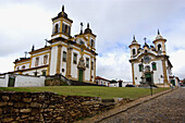 Colonial churches at Praça da Matriz, historical world heritage site, Mariana, Minas Gerais, Brazil