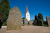 Friedhof, St. Clemens-Kirche, Nebel, Amrum, Nordfriesland, Schleswig-Holstein, Deutschland