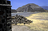 Moon pyramid. Teotihuacan. México