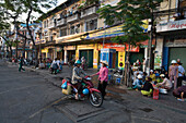 Strassenszene in Ho Chi Minh City (ehemals Saigon), Ho Chi Minh, Vietnam, Asien
