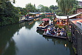 Cafes am Flutgraben, Treptow, Berlin, Deuschland