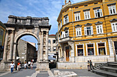 Triumphal Arch of Sergius, 27 BC, in the town centre of Pula, Istria, Croatia