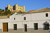 Enrique Fernandez square and castle (15th century), Belmonte. Cuenca province, Castilla-La Mancha, Spain