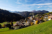 Mountain village, Peitlerkofel in the background, Wengen, Abteital, Ladinische Täler, South Tyrol, Italy