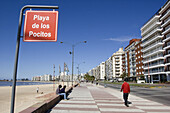 Pocitos beach. Río de La Plata, Montevideo, Uruguay