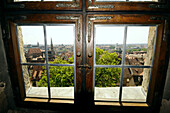 Blick aus einem Fenster der Nürnberger Burg, Nürnberg, Mittelfranken, Bayern, Deutschland
