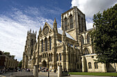 York, York Minster, cathedral, the biggest gothic building in northern Europe, North Yorkshire, UK