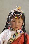 China  Yunnan  Shangri-La region  Zhongdian, called Shangri La, on the Tibetan Border  Girl of Naxi minority people  MODEL RELEASE  1100