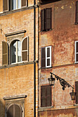 Windows, Piazza dell a Rotunda/Piazza della Rotonda, Rome, Italy