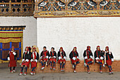 The punakha procession or serda commemorates the victory of the Bhutanese over the tibetan invaders in 1639  the 136 pazap represent the army of the shabdrung, Bhutan's greatest ruler who unified the country in the 1630s