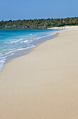 Der menschenleere Baisha Strand im Sonnenlicht, Baisha, Kenting Nationalpark, Taiwan, Asien