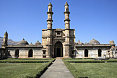 Mosque (15th-16th century), UNESCO World Heritage site, Champaner, India