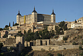 Alcazar palace and Puente de Alcántara, Toledo, Castilla La Mancha, Spain.