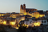 Villarluengo; destaca la Iglesia parroquial de Nuestra Señora de la Asunción (neoclásico); Teruel; Aragón; España