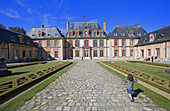France, Ile de France, yvelines:  Breteuil castle