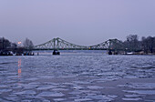 Glienicker Brücke über die Havel, Potsdam, Brandenburg, Deutschland