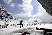 Skifahrer im Val Roseg, near Pontresina, Engadin, Graubünden, Schweiz