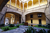 Palau del Lloctinent courtyard, Arxiu de la Corona dAragó, Aragón Crown Archive, Barcelona, Catalonia, Spain