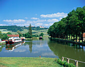 Burgundy Canal Scene, Vandenesse En Auxios, Burgundy, France