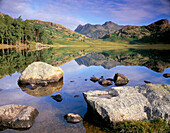 VIEW OVER LAKE TO LANGDALE PIKES, BLEA TARN, CUMBRIA, UK, England