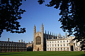 Kings College and grounds framed by trees, Cambridge, Cambridgeshire, UK, England