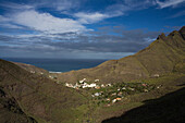 View over the mountain village El Risco to the atlantic sea, Valley of El Risco, Parque Natural de Tamadaba, West coast, Gran Canaria, Canary Islands, Spain, Europe