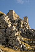 Italy,  Abruzzo,  Calascio  Ruined castle,  Rocca Calascio,  built in the 1400´s overlooks the landscape of the Gran Sasso National Park
