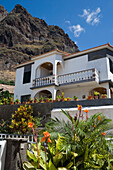 Blumen und Haus, Paul do Mar, Madeira, Portugal