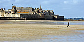 Sillon Beach In Front Of The Fortified Town, Saint-Malo, Ille-Et-Vilaine (35), France