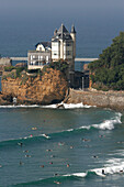 Surfers, The Cote Des Basques Beach, Villa Belza, Basque Country, Basque Coast, Biarritz, Pyrenees Atlantiques, (64), France