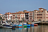 Boats, Port Of Saint Jean De Luz And House Of The Infanta, Saint Jean De Luz, Pyrenees Atlantiques, (64), France, Basque Country, Basque Coast