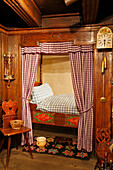 Alsatian Bedroom, Bed With Kelsch Fabric, Alsatian Museum, Strasbourg, Bas Rhin (67), Alsace, France, Europe