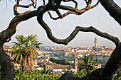 Vue De La Piazzale Michelangelo Au Lever De Soleil Sur Le Ponte Vecchio Sur Le Fleuve Arno Et La Ville De Florence, Toscane, Italie