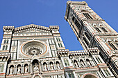 Facade En Marbre Colore Du Duomo, Cathedrale Santa Maria Del Fiore Et Campanile Florence, Toscane, Italie