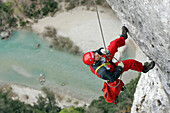 Firefighters In Action For Cliff Rescue In The Gorges Of The Verdon With The Search And Intervention In Dangerous Places Group Of The Var Fire Department, Les Cavaliers (83)