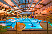 Schwimmbecken vom AquaLaatzium, Hallenbad, Schwimmbecken, Badelandschaft, Wandbild, Dach