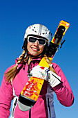 Skifahrerin, Freeride,  Kampenwand, Chiemgau, Bayern, Deutschland, Model Released
