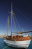 Sailing boat in the harbour of Makadi Bay,  Hurghada,  Al Bahr al Ahmar,  Sinai Peninsula,  Red Sea,  Asia