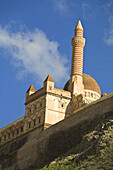 TURKEY,  Anatolia,  Dogubayazit,  Ishak Pasa Palace