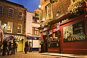 Ireland,  Dublin,  Temple Bar,  street scene at night