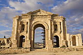 Jordan Jerash Ruins of the Greco-Roman city of Jerash Hadrian´s Arch