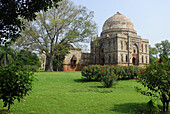 Lodi Gardens, tombs of the Lodi rulers, New Delhi, Indian capital, India, Asia