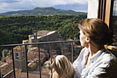 Zimmer mit Ausblick vom Hotel La Fortezza, Sorano, Toskana, Italien