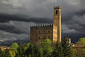 Castello Conti Guido in Poppi, Toskana, Italien / Guido Conti Castello castle in Poppi, Tuscany, Italy, Europe