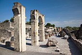 Italy, Lombardy, Lake District, Lake Garda, Sirmione, Grotte di Catullo, Roman ruins