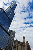 Trump Tower, Wrigley Building and Chicago Tribune Building (from left), Chicago, Illinois, USA