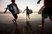 Surfer in Costa Rica, Mittelamerika