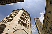 Baptistry and ´duomo´  cathedral) bell tower, Parma. Emilia-Romagna, Italy